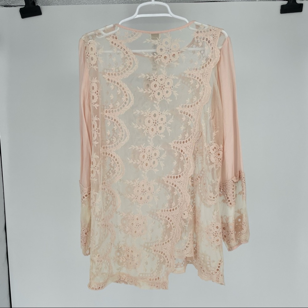 CHICO’S NWT NOVELTY LACE TUNIC LONG SLEEVE FASHION TOP PALE DOGWOOD LIGHT BLUSH - Picture 3 of 12